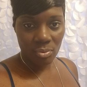 Meet your Posher, Georgia